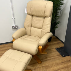 Refurbished Nice Luxury Real Leather Ivory Recliner Chair